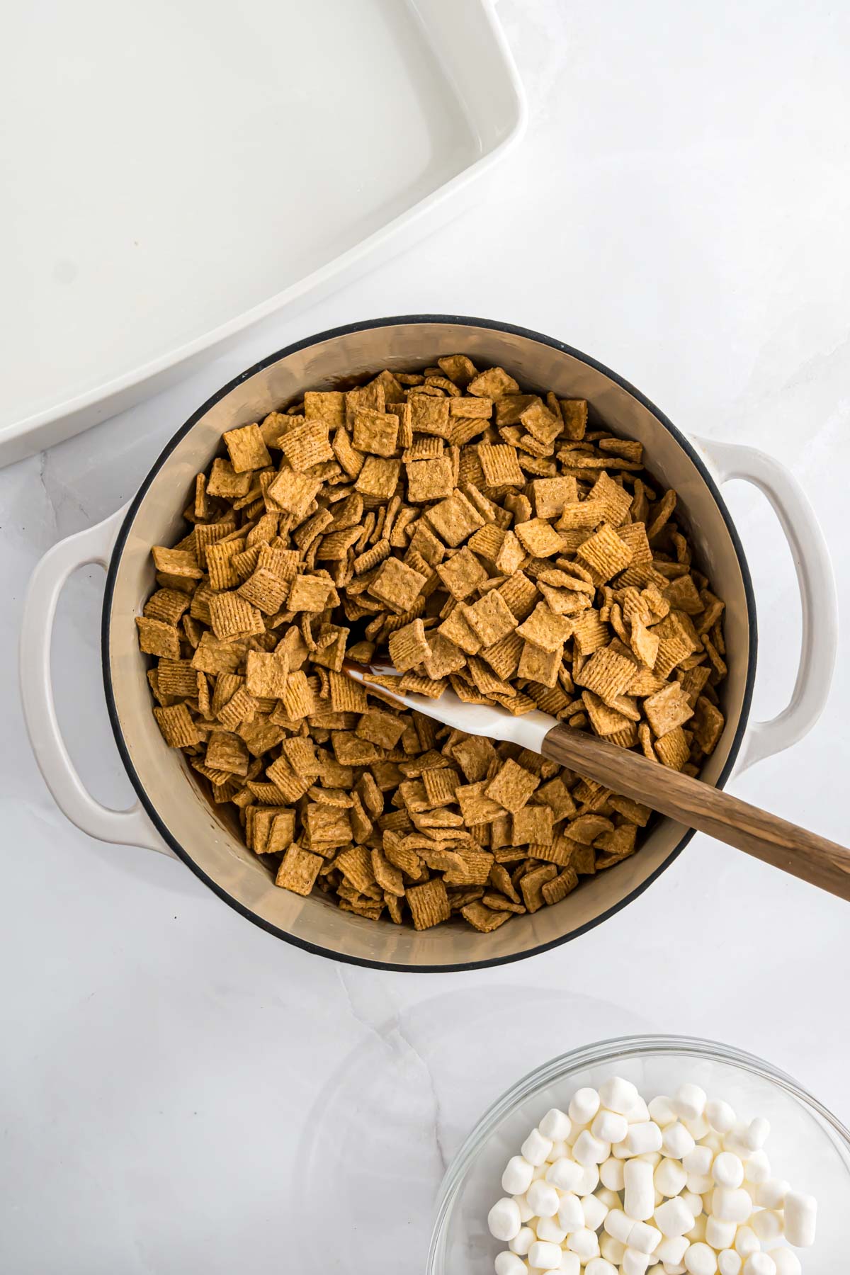 A large pot with the Golden Grahams cereal added to it.